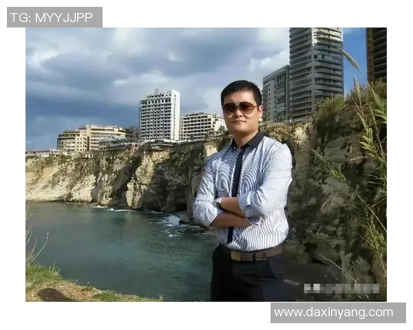 中国主持人与足球巨星深度对话揭秘职业生涯背后的挑战与荣耀