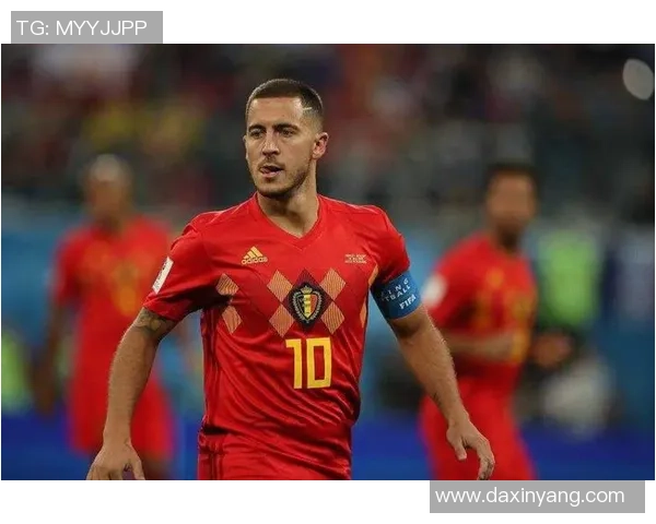 公认最厉害的踢足球球星如何凭实力与天赋登顶世界足坛巅峰